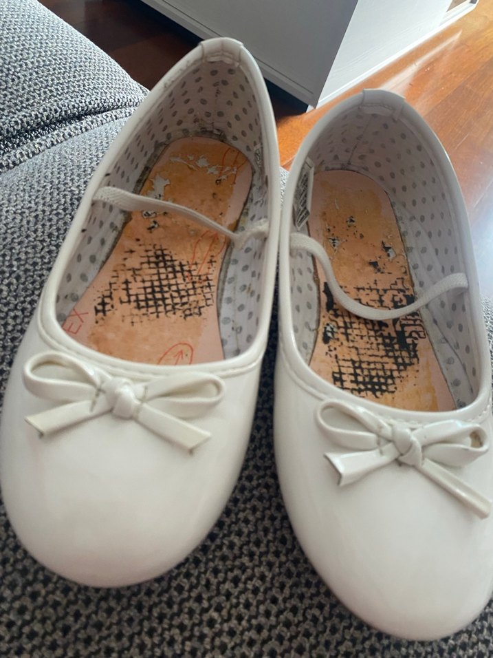 Klasik Fiyonk Detaylı Beyaz Kız Babet - Görsel 2