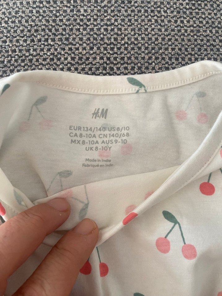 H&M Kız Çocuk Kiraz Baskılı Uzun Kollu Pamuklu Tişört - Görsel 4