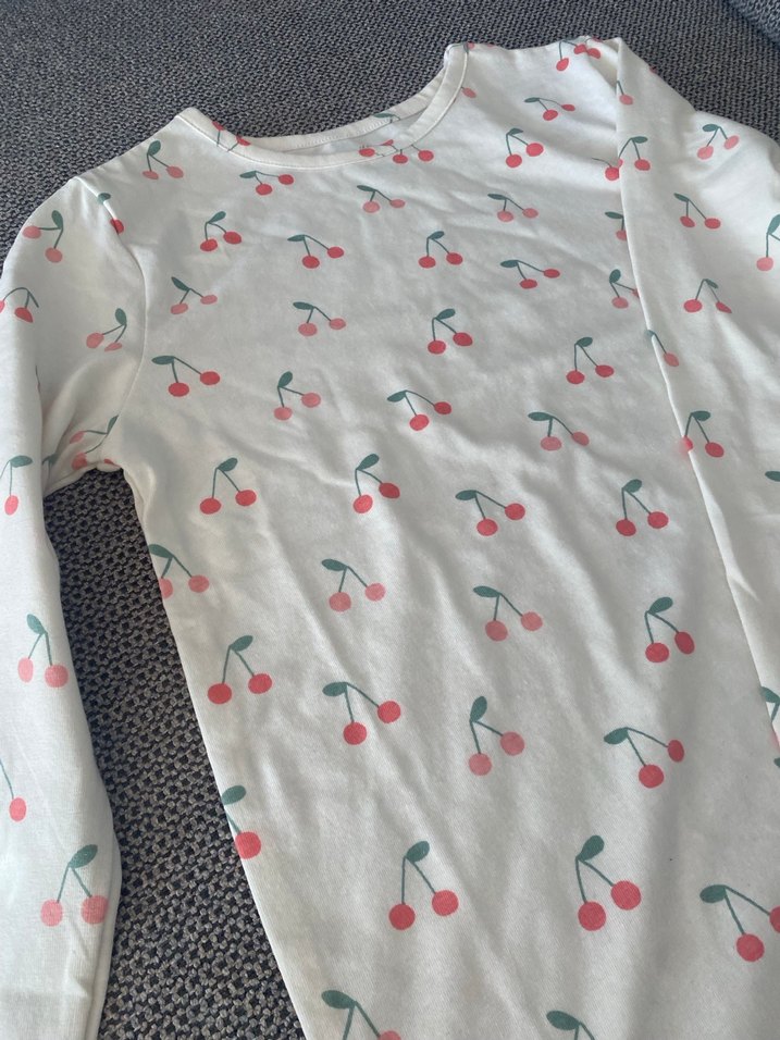 H&M Kız Çocuk Kiraz Baskılı Uzun Kollu Pamuklu Tişört - Görsel 2