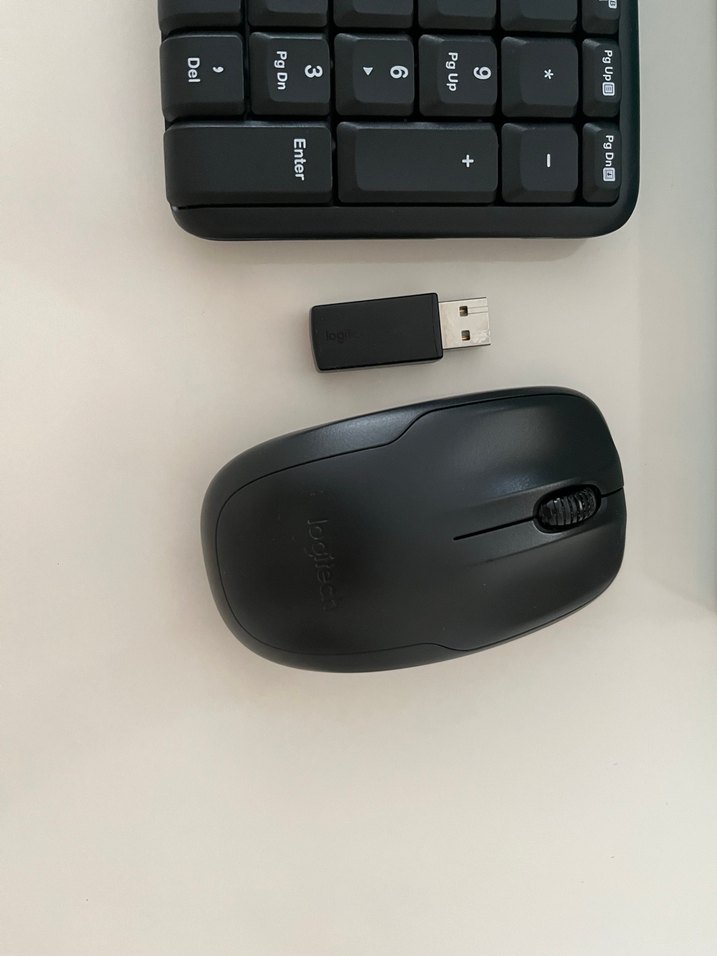 Logitech MK220 Siyah Kablosuz Klavye ve Mouse - Görsel 3