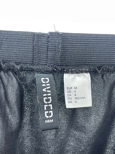 34 Beden siyah Renk H&M Uzun Etek %70 İndirimli.