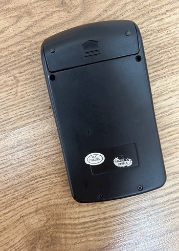 Küçük Siyah Hesap Makinesi - Görsel 2