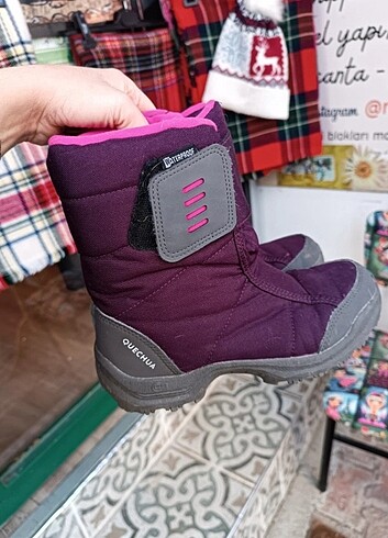 Decathlon mor su geçirmez bot