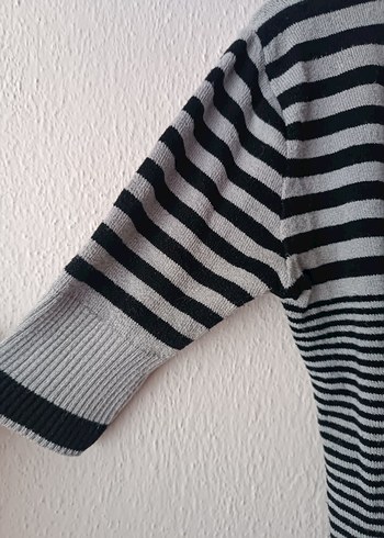 Adil Işık Gri Çizgili v kruvaze yakalı ince hırka - Görsel 8