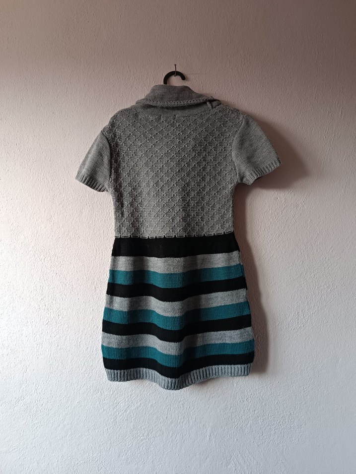 Boğazlı Yaka Kısa Kollu Gri Triko Elbise - Görsel 2