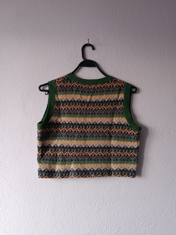 Dörtel marka yeşil renkli V Yaka Yün Süveter - Görsel 2