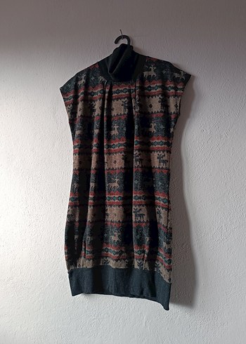 Geyik Desenli Boğazlı Kolsuz Yünlü Midi Elbise - Görsel 5