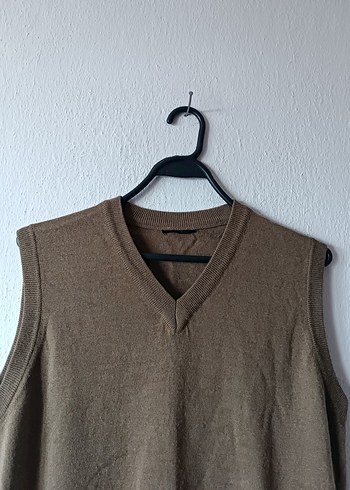 Kahverengi V Yakalı Yün Süveter - Görsel 4
