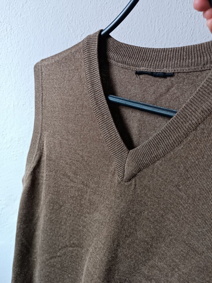 Kahverengi V Yakalı Yün Süveter - Görsel 5