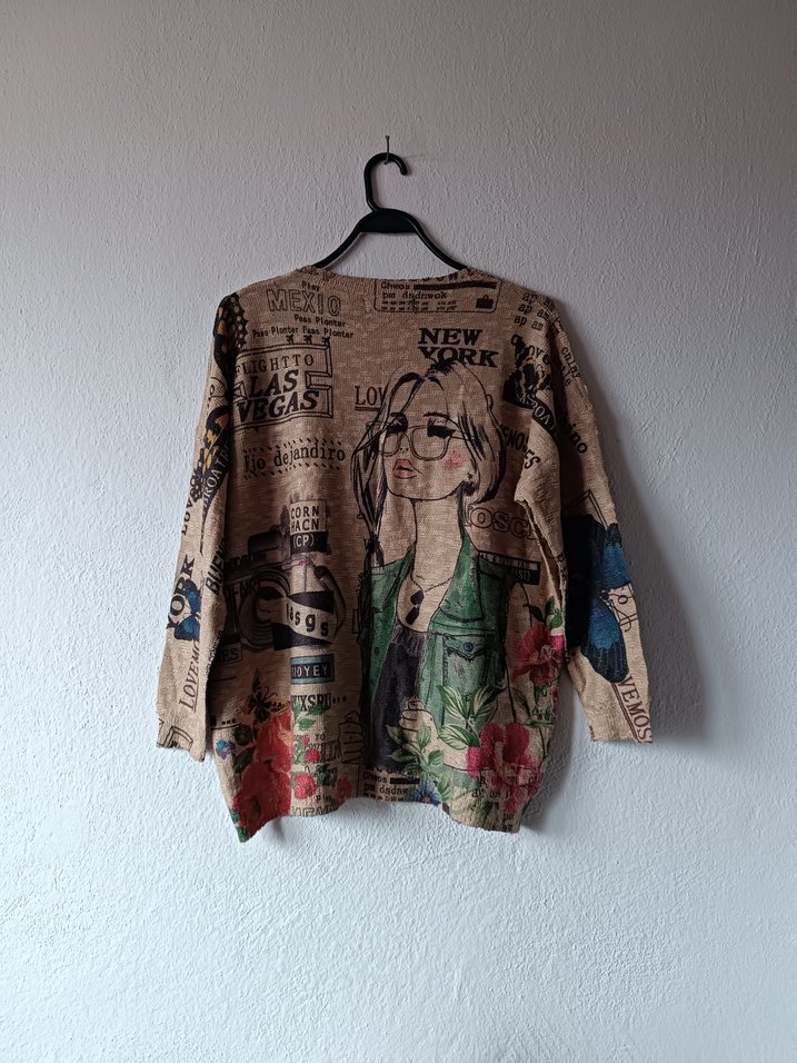 Yurtdışından Özel tasarım kız figürlü salaş kazak - Görsel 2