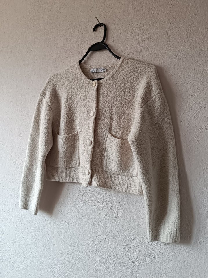 Zara ekru renk düğmeli kısa hırka/kazak - Görsel 4