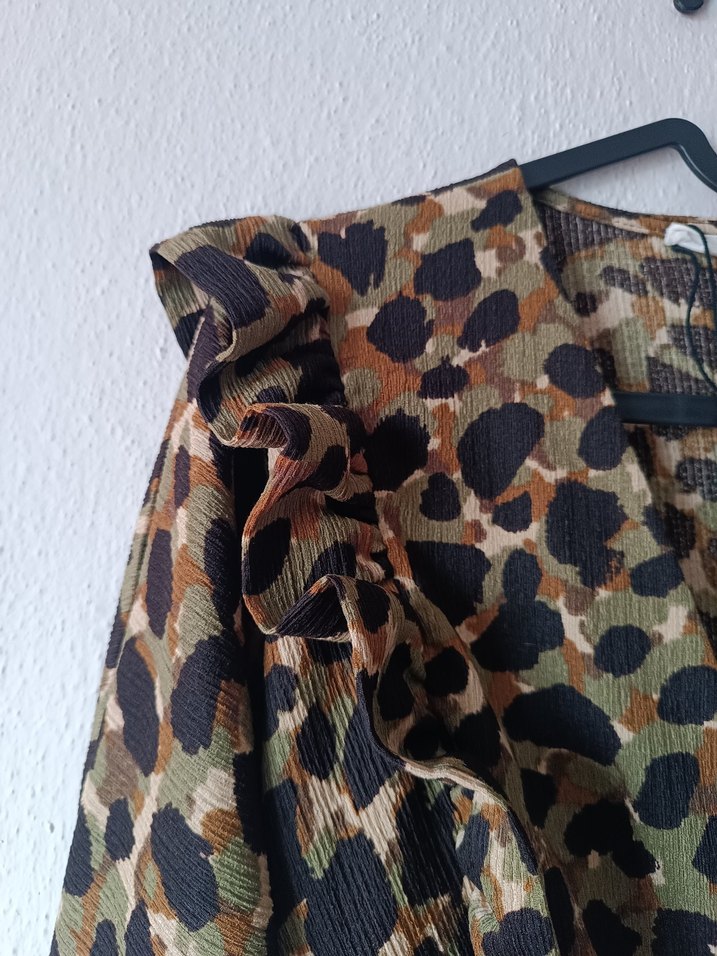 Mango haki kamuflaj desenli kruvaze elbise - Görsel 5