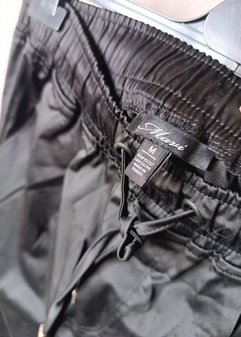 Mavi Marka Siyah Rahat Kesim Eşofman Altı - Görsel 9