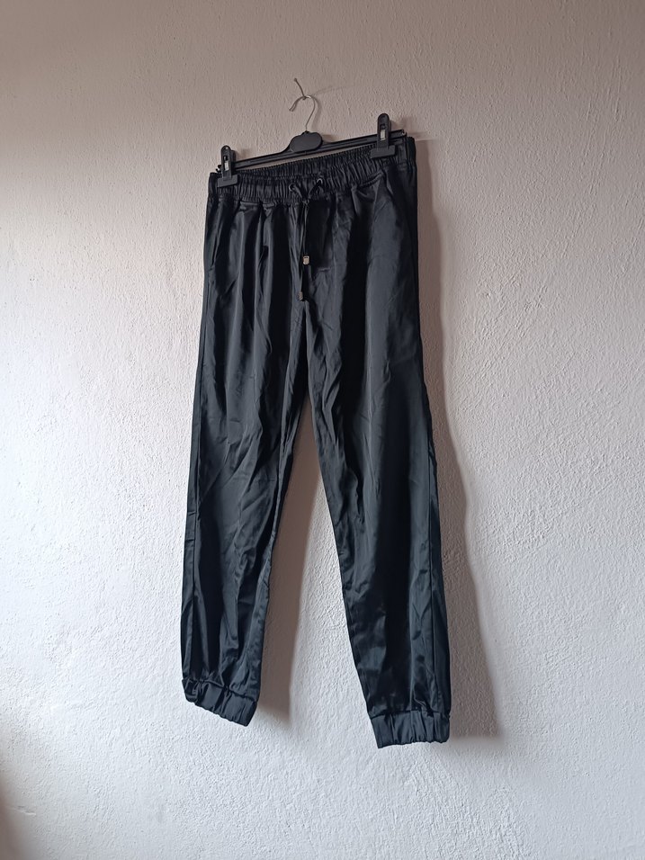 Mavi Marka Siyah Rahat Kesim Eşofman Altı - Görsel 5