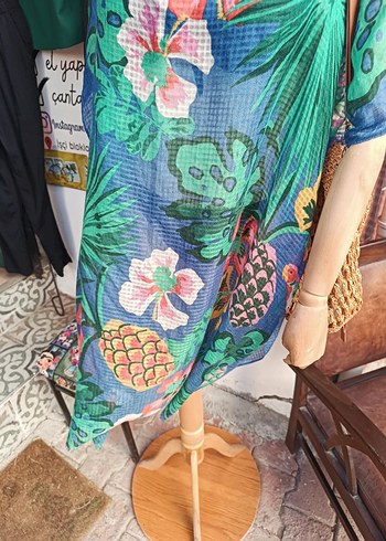 Çiçekli ananas desenli pareo elbise - Görsel 7