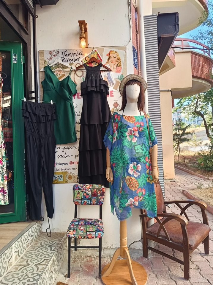 Çiçekli ananas desenli pareo elbise - Görsel 2