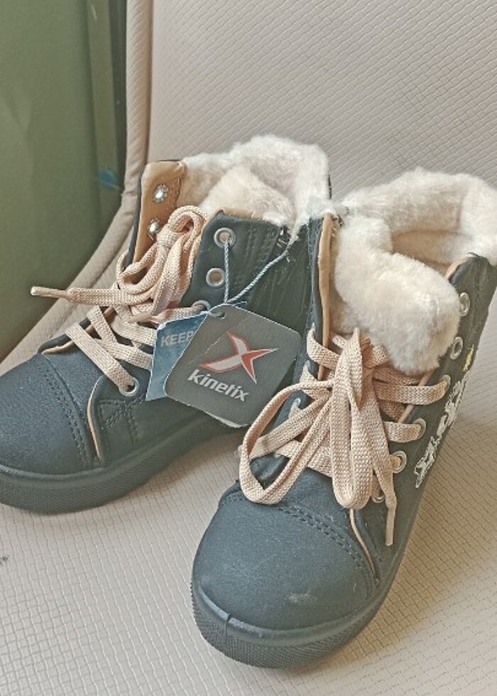 Kinetix marka 25 numara siyah kız bebek ayakkabısı - Görsel 2