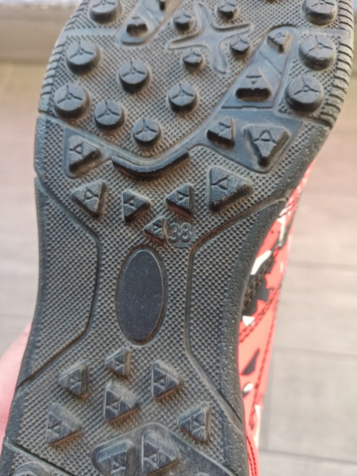 Renkli Bağcıklı ve Erkek Futbol Ayakkabısı - Görsel 5