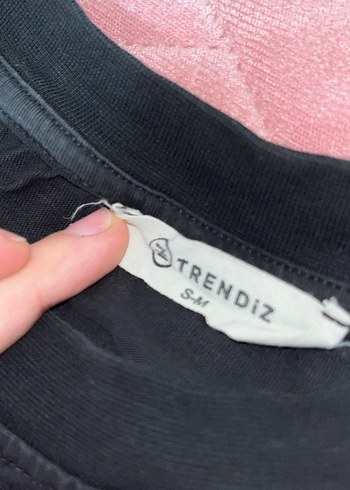 Siyah Kısa Kollu Tişört - Görsel 3