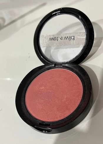 Wet n Wild Bej Allık - Görsel 3