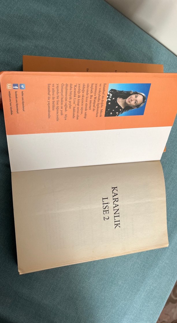 Karanlık Lise - Alya Öztanyel - Görsel 3