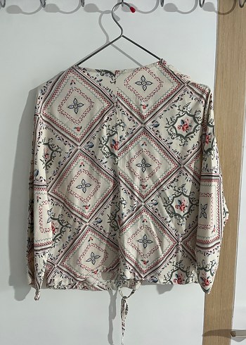 Bohem V Yaka Uzun Kollu Düğmeli Bluz - Görsel 2