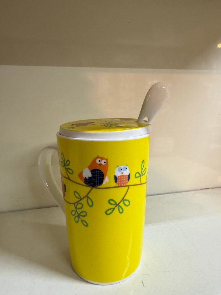 Sarı Baykuş Desenli Kaşıklı Kupa - Görsel 3