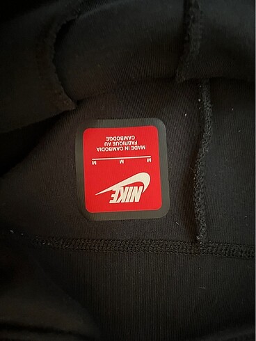m Beden Nike tech fleece eşofman