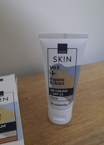 Avon SKIN Vit E + Papaya Özlü BB Krem SPF15 - Görsel 2