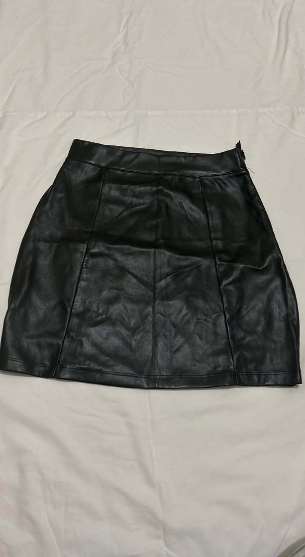 Siyah Deri Mini Etek Fermuarlı - Görsel 2