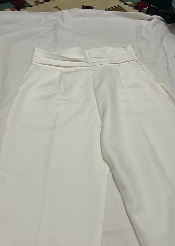 Beyaz Pilili Kadın Kumaş Pantolon - Görsel 3