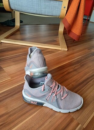 Nike Airmax Sequent modeli