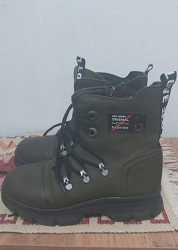 Diğer Kilitli Koyu Kahverengi Kamuflaj Botlar