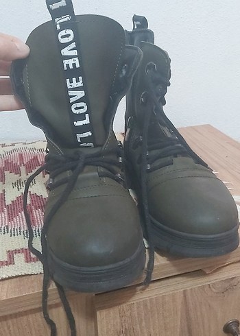 Kilitli Koyu Kahverengi Kamuflaj Botlar