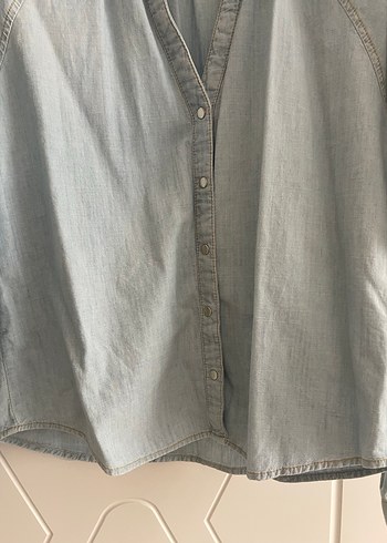 Mavi V Yaka Düğmeli Denim Gömlek - Görsel 5