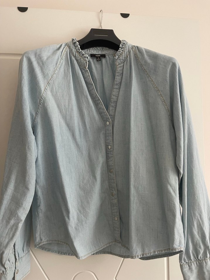 Mavi V Yaka Düğmeli Denim Gömlek - Görsel 3