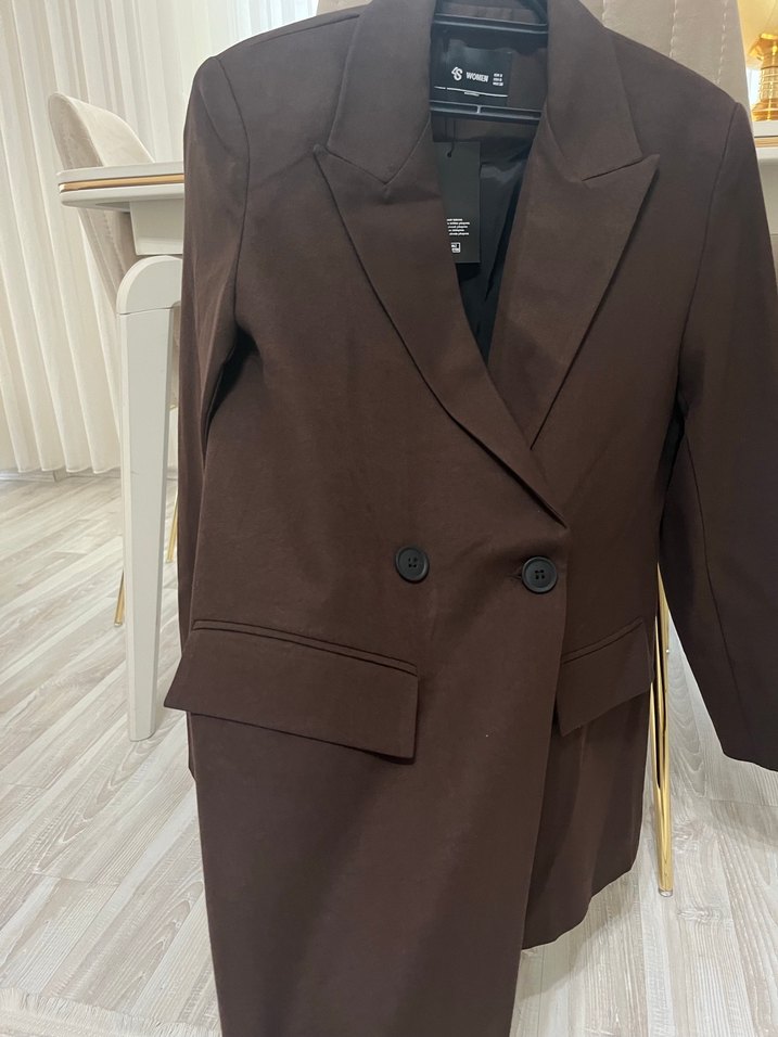 Düğmeli Kahverengi Midi Kadın Blazer - Görsel 2