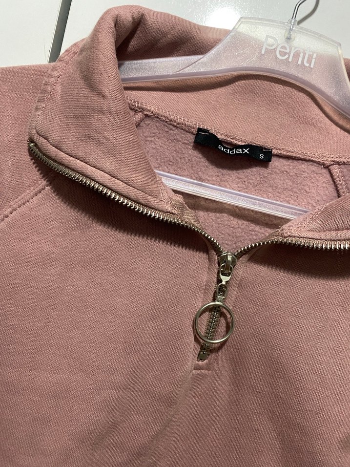 Bej Yarım Fermuarlı Yüksek Yakalı Crop Sweatshirt - Görsel 2