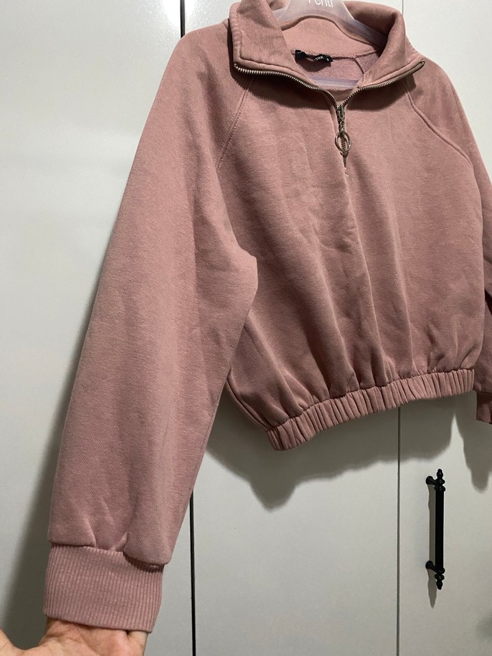 Bej Yarım Fermuarlı Yüksek Yakalı Crop Sweatshirt - Görsel 4