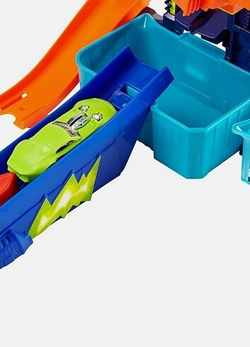  Hot Wheels çılgın laboratuvar 