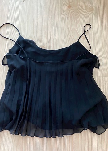 Mango Siyah Piliseli Mini Askılı Bluz