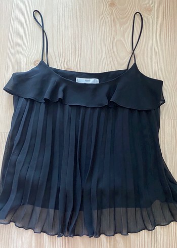 Siyah Piliseli Mini Askılı Bluz