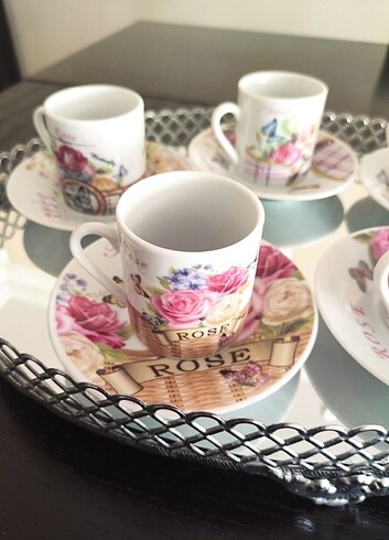 Şık kahve fincan takımı - Görsel 2