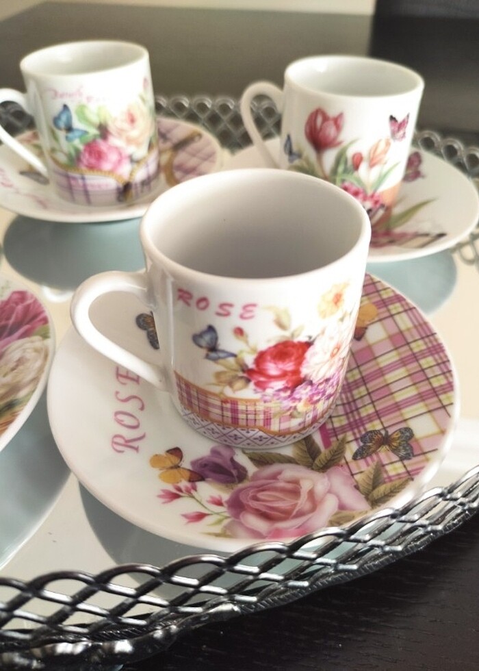 Şık kahve fincan takımı - Görsel 4