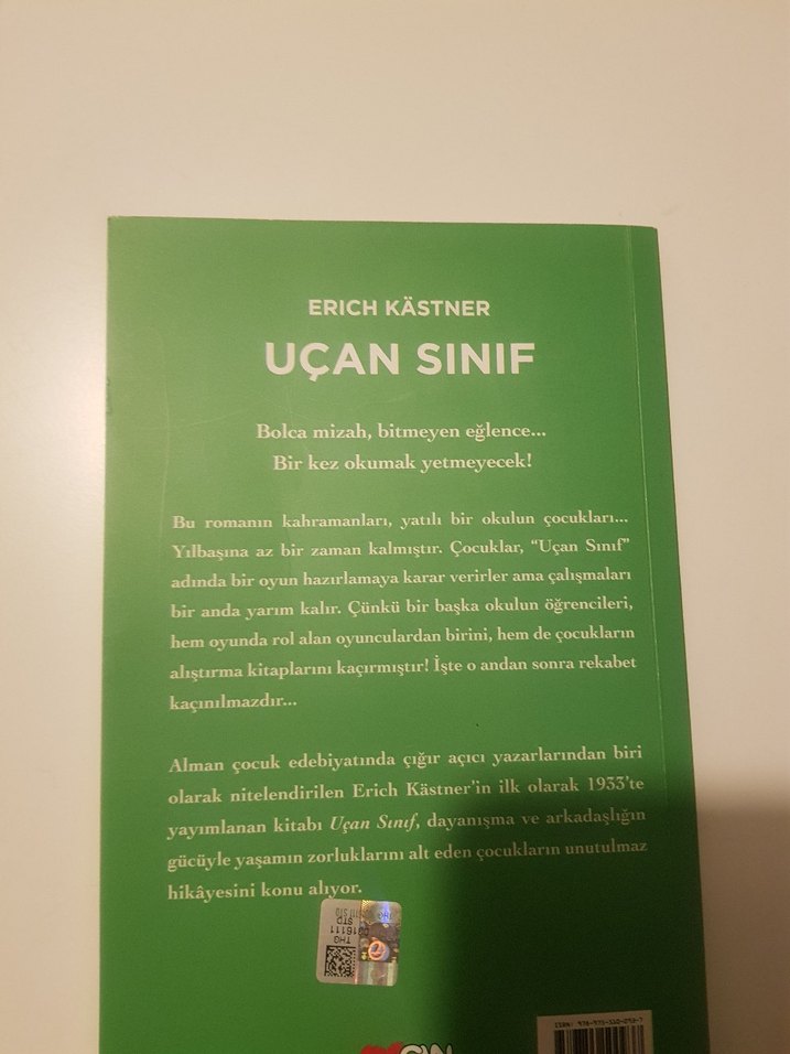 Erich Kästner - Uçan Sınıf - Görsel 2