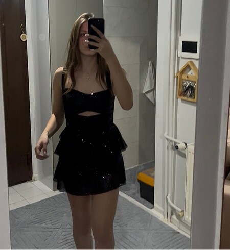Diğer eyyo malinda pul payet elbise