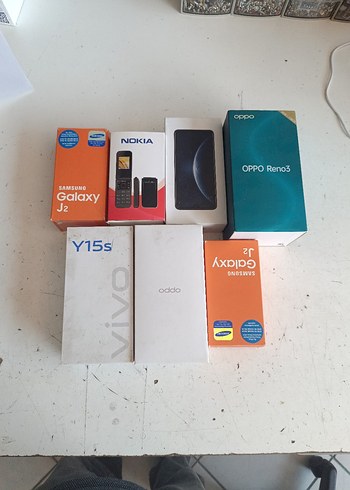 Çeşitli Marka ve Modellerde Telefon Kutuları