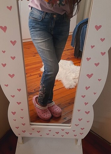 40 Beden çiçek nakışlı pantalon