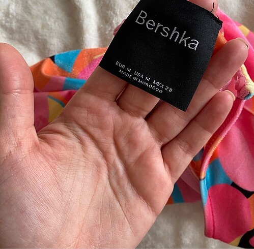 m Beden çeşitli Renk Bershka üst