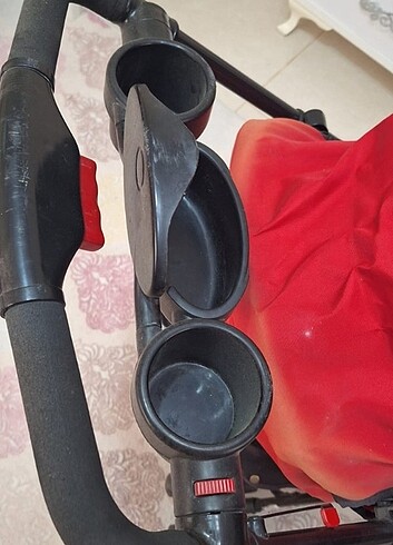 9- 18 kg Beden kırmızı Renk Çocuk arabası